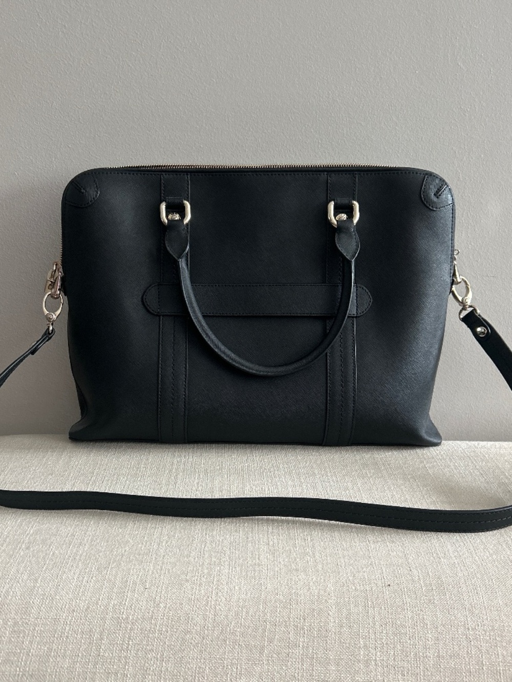 Henri Bendel Black Leather Laptop Bag / Business Tote - Picture 2 of 6